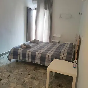 Bed & Breakfast Airport Bagno Privato In Reception H24, Catania
